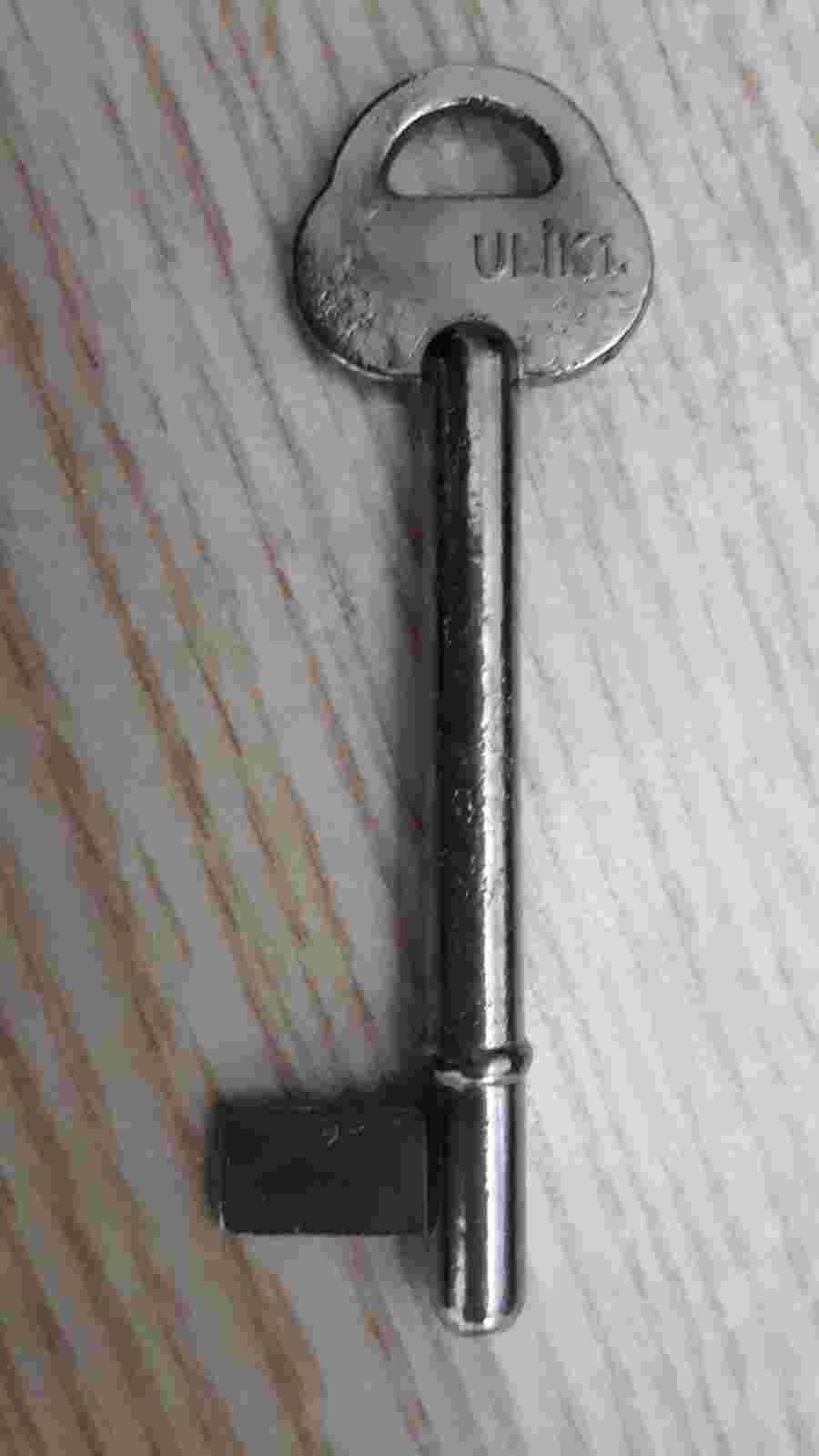 izmir Eserkent anahtarcı